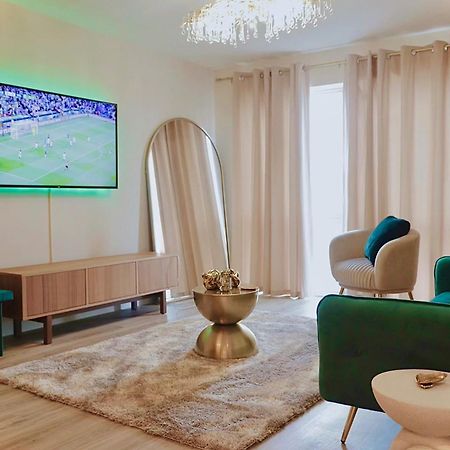 2Br Luxury Flat Belfast City Centre , Free Snacks & Free Netflix Екстериор снимка