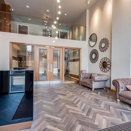 2Br Luxury Flat Belfast City Centre , Free Snacks & Free Netflix Екстериор снимка