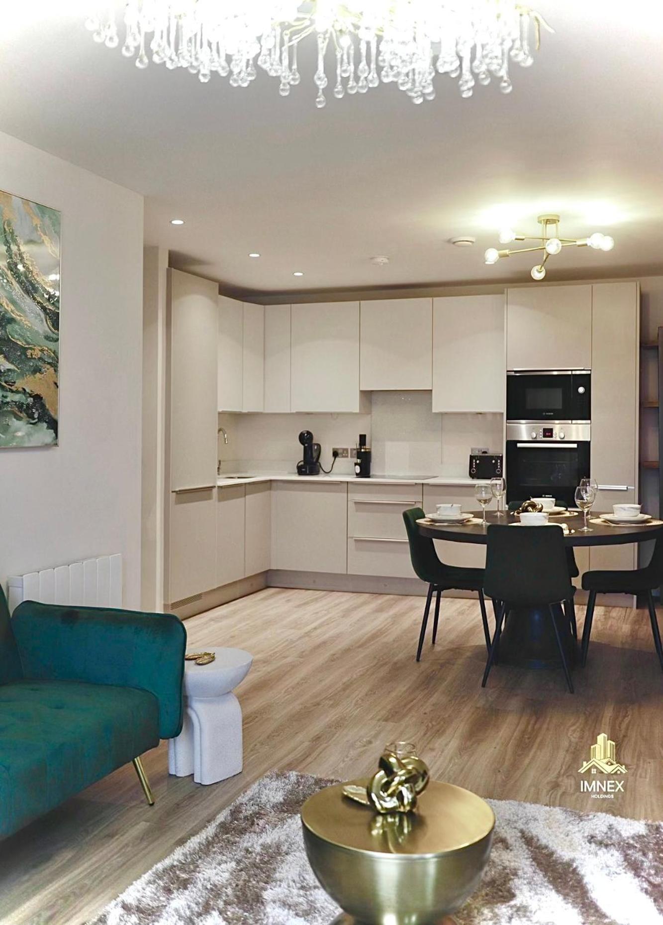 2Br Luxury Flat Belfast City Centre , Free Snacks & Free Netflix Екстериор снимка